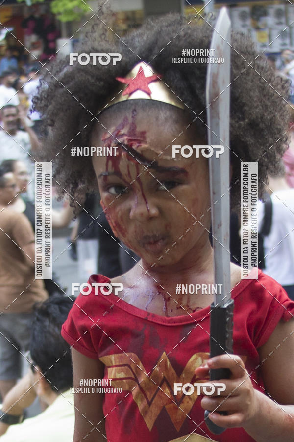 Buy your photos of the eventZombie Walk SP 2019 - Equipe ASI on Fotop