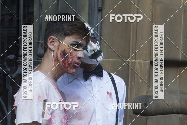 Buy your photos of the eventZombie Walk SP 2019 - Equipe ASI on Fotop