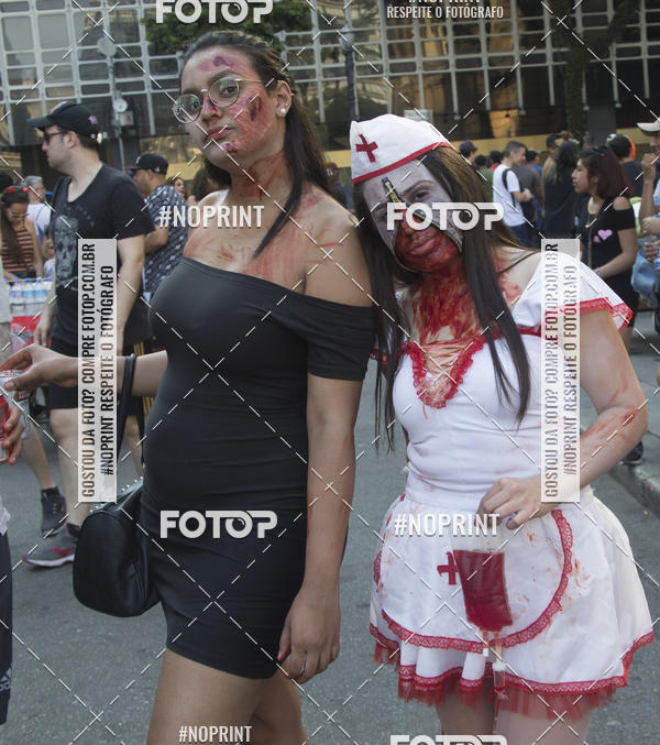 Buy your photos of the eventZombie Walk SP 2019 - Equipe ASI on Fotop