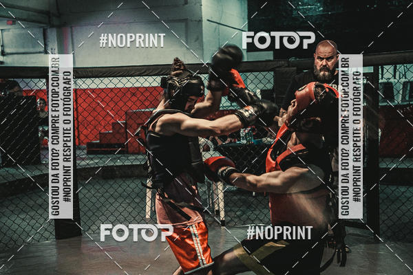 Buy your photos of the eventElite Fighting Championship on Fotop
