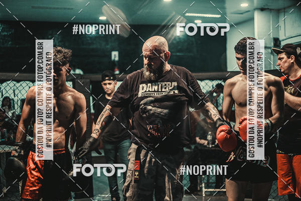 Buy your photos of the eventElite Fighting Championship on Fotop