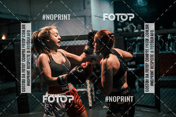 Buy your photos of the eventElite Fighting Championship on Fotop