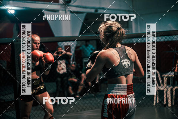 Buy your photos of the eventElite Fighting Championship on Fotop