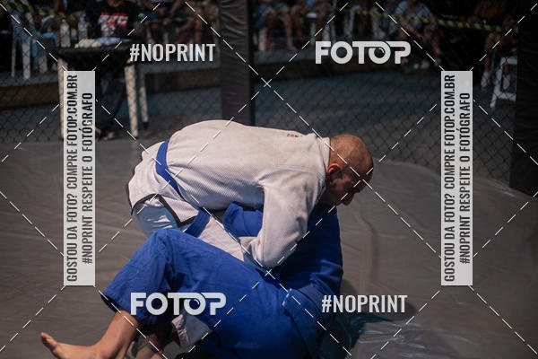 Buy your photos of the eventElite Fighting Championship on Fotop