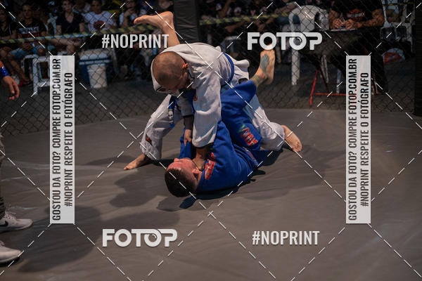 Buy your photos of the eventElite Fighting Championship on Fotop