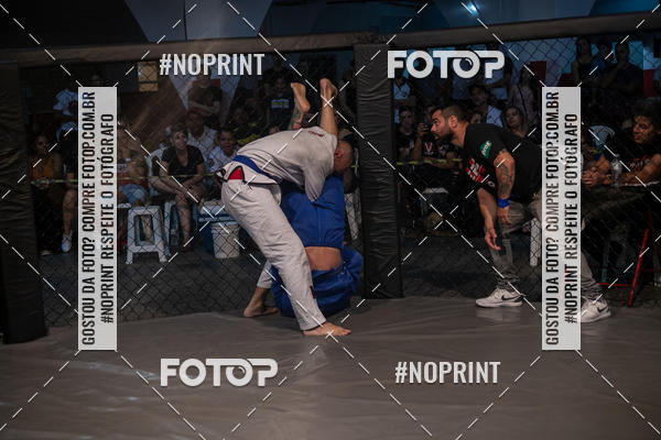 Buy your photos of the eventElite Fighting Championship on Fotop