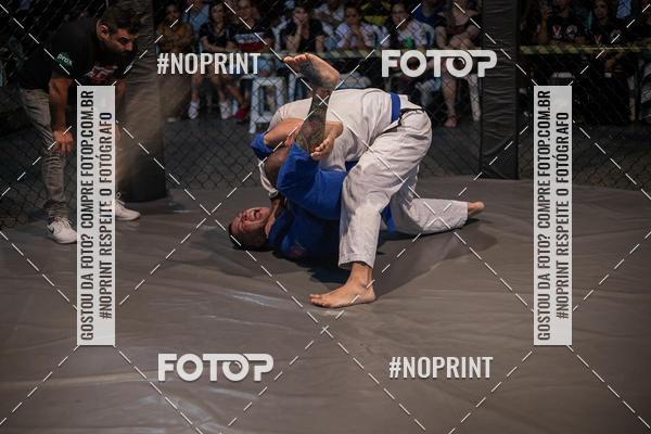 Buy your photos of the eventElite Fighting Championship on Fotop