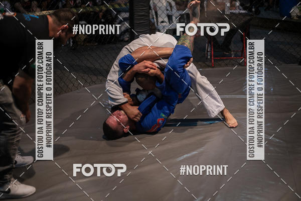 Buy your photos of the eventElite Fighting Championship on Fotop