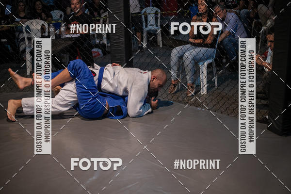 Buy your photos of the eventElite Fighting Championship on Fotop