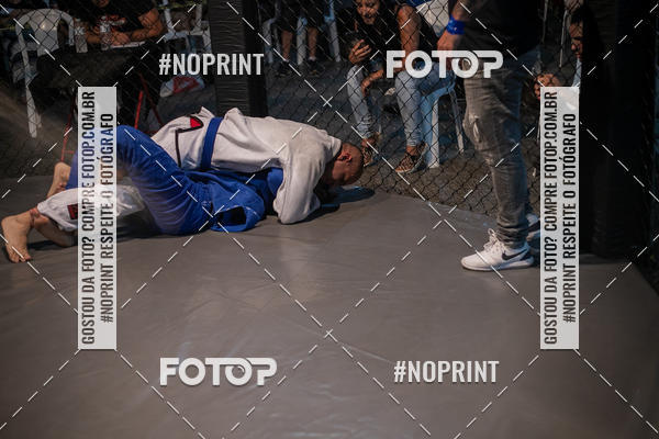 Buy your photos of the eventElite Fighting Championship on Fotop