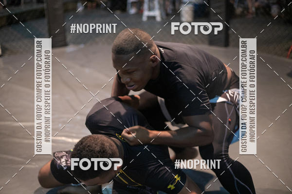 Buy your photos of the eventElite Fighting Championship on Fotop