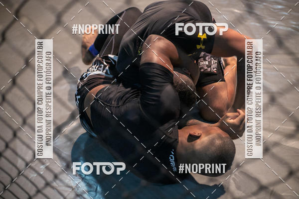 Buy your photos of the eventElite Fighting Championship on Fotop
