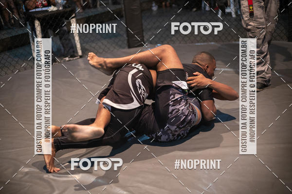 Buy your photos of the eventElite Fighting Championship on Fotop