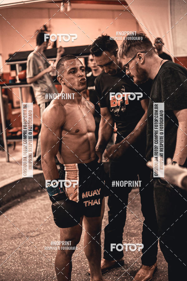 Buy your photos of the eventElite Fighting Championship on Fotop