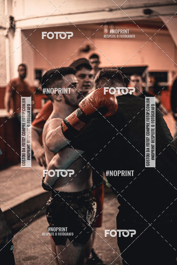 Buy your photos of the eventElite Fighting Championship on Fotop