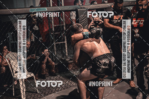 Buy your photos of the eventElite Fighting Championship on Fotop