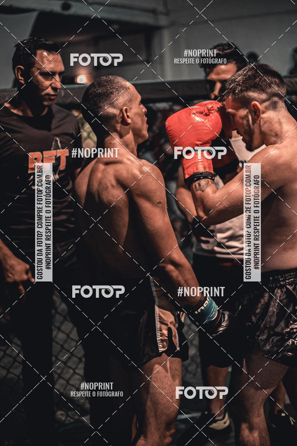 Buy your photos of the eventElite Fighting Championship on Fotop
