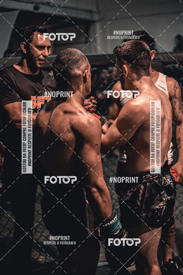 Buy your photos of the eventElite Fighting Championship on Fotop