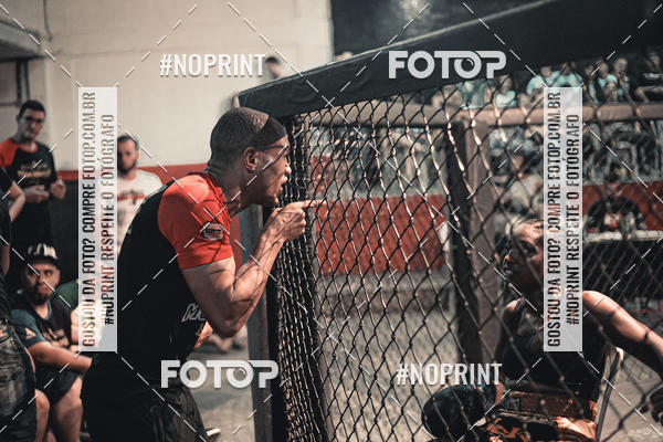 Buy your photos of the eventElite Fighting Championship on Fotop