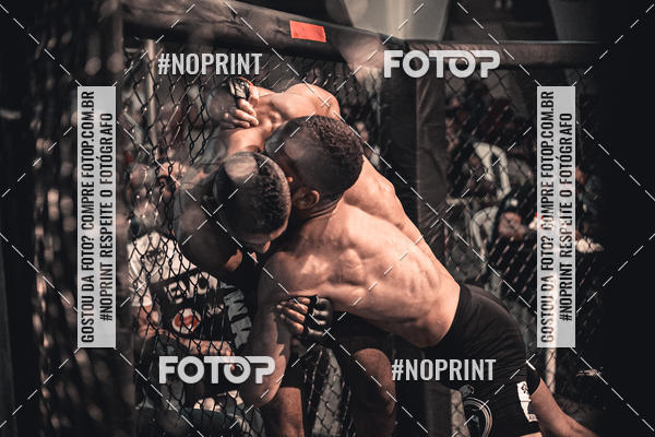 Buy your photos of the eventElite Fighting Championship on Fotop