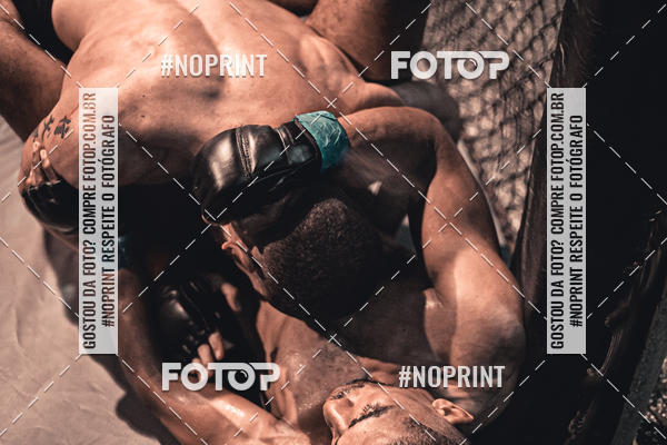Buy your photos of the eventElite Fighting Championship on Fotop