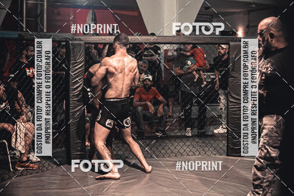 Buy your photos of the eventElite Fighting Championship on Fotop