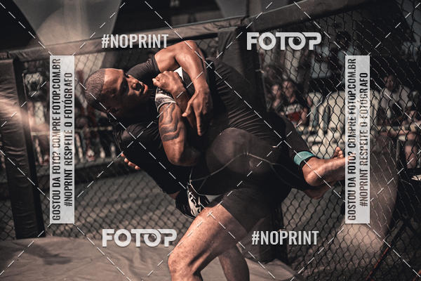 Buy your photos of the eventElite Fighting Championship on Fotop