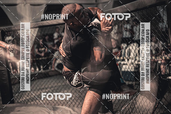 Buy your photos of the eventElite Fighting Championship on Fotop