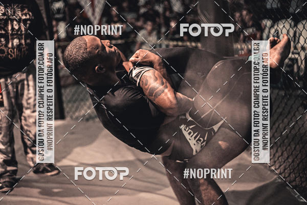 Buy your photos of the eventElite Fighting Championship on Fotop