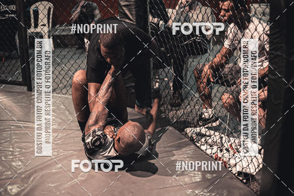 Buy your photos of the eventElite Fighting Championship on Fotop