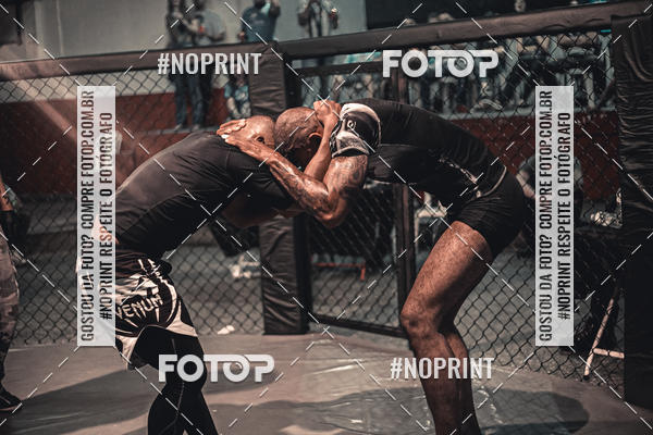 Buy your photos of the eventElite Fighting Championship on Fotop