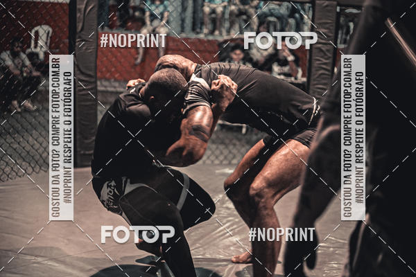 Buy your photos of the eventElite Fighting Championship on Fotop