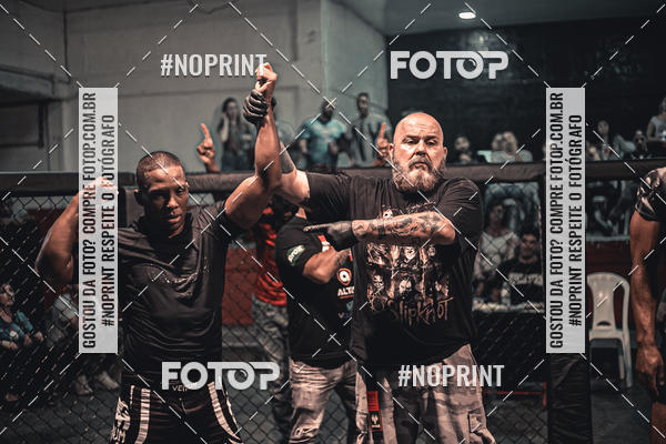 Buy your photos of the eventElite Fighting Championship on Fotop