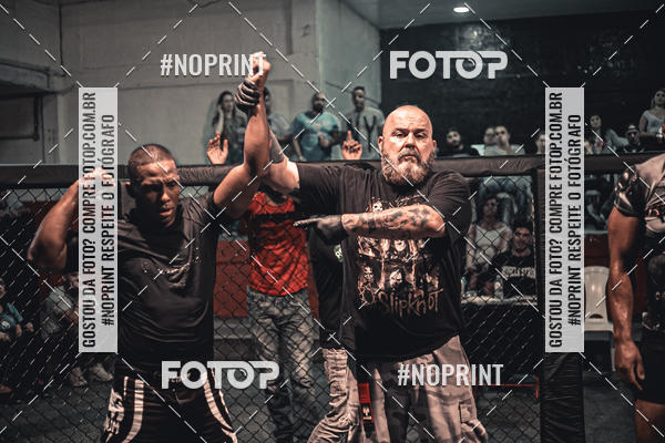 Buy your photos of the eventElite Fighting Championship on Fotop