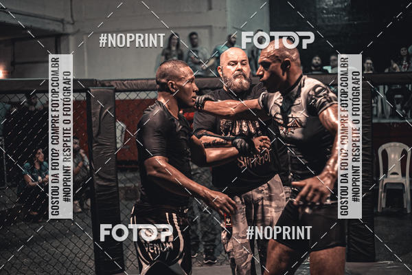 Buy your photos of the eventElite Fighting Championship on Fotop