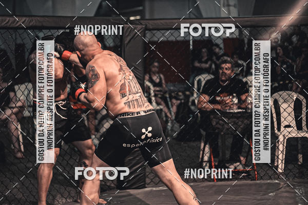 Buy your photos of the eventElite Fighting Championship on Fotop