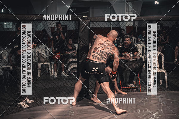 Buy your photos of the eventElite Fighting Championship on Fotop