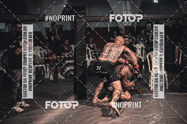 Buy your photos of the eventElite Fighting Championship on Fotop