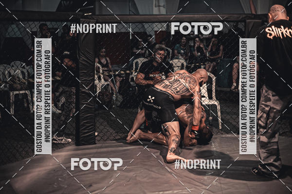 Buy your photos of the eventElite Fighting Championship on Fotop