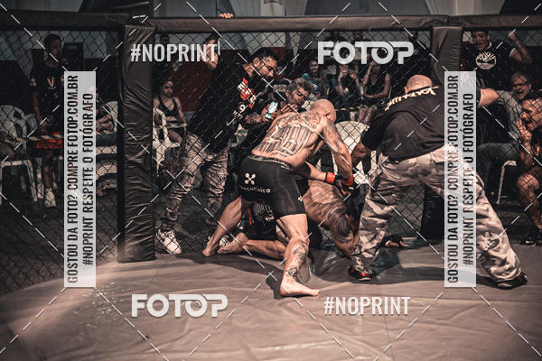 Buy your photos of the eventElite Fighting Championship on Fotop