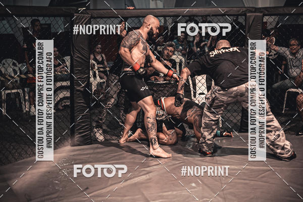 Buy your photos of the eventElite Fighting Championship on Fotop