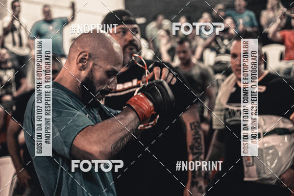 Buy your photos of the eventElite Fighting Championship on Fotop