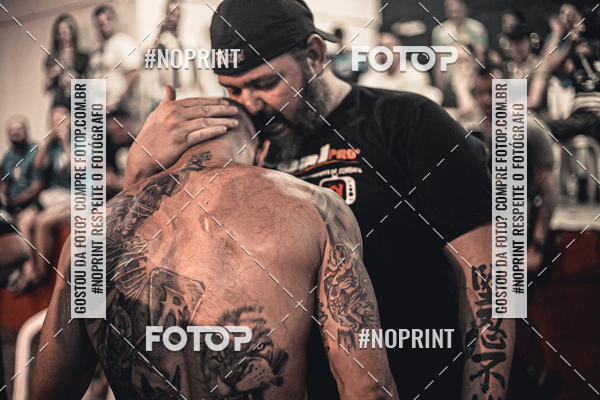 Buy your photos of the eventElite Fighting Championship on Fotop