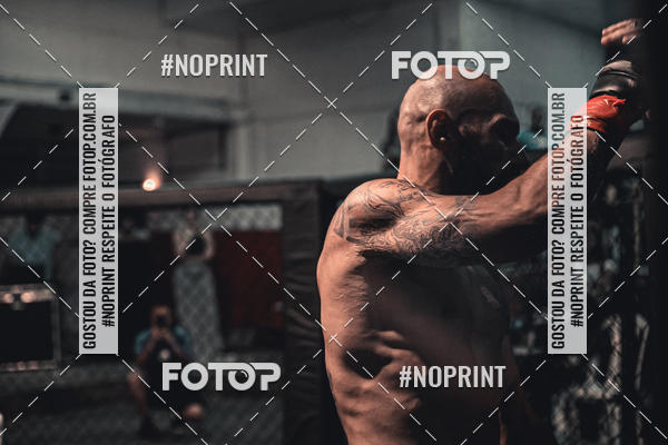 Buy your photos of the eventElite Fighting Championship on Fotop