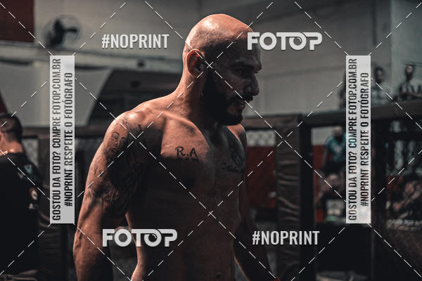 Buy your photos of the eventElite Fighting Championship on Fotop