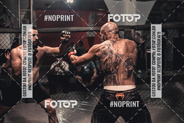 Buy your photos of the eventElite Fighting Championship on Fotop