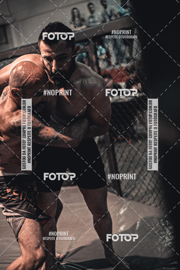 Buy your photos of the eventElite Fighting Championship on Fotop