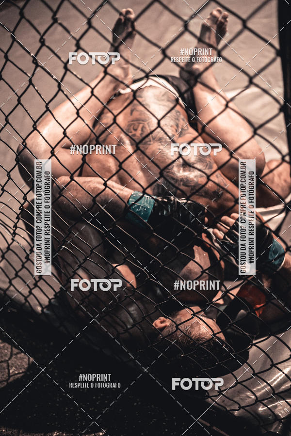 Buy your photos of the eventElite Fighting Championship on Fotop