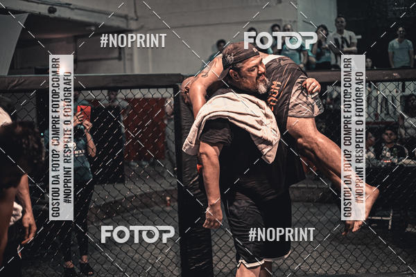 Buy your photos of the eventElite Fighting Championship on Fotop