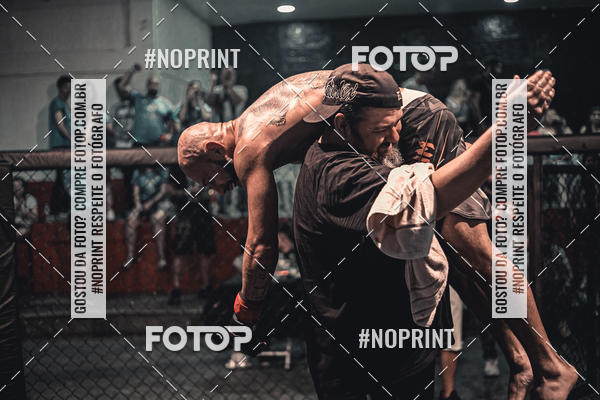 Buy your photos of the eventElite Fighting Championship on Fotop
